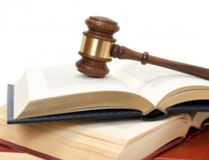 law book and gavel Nashville Criminal Defense Lawyer 